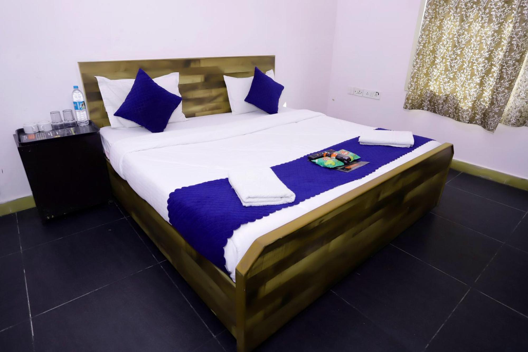 Hotel Warm Welcome - Noida Sector 51 Zewnętrze zdjęcie