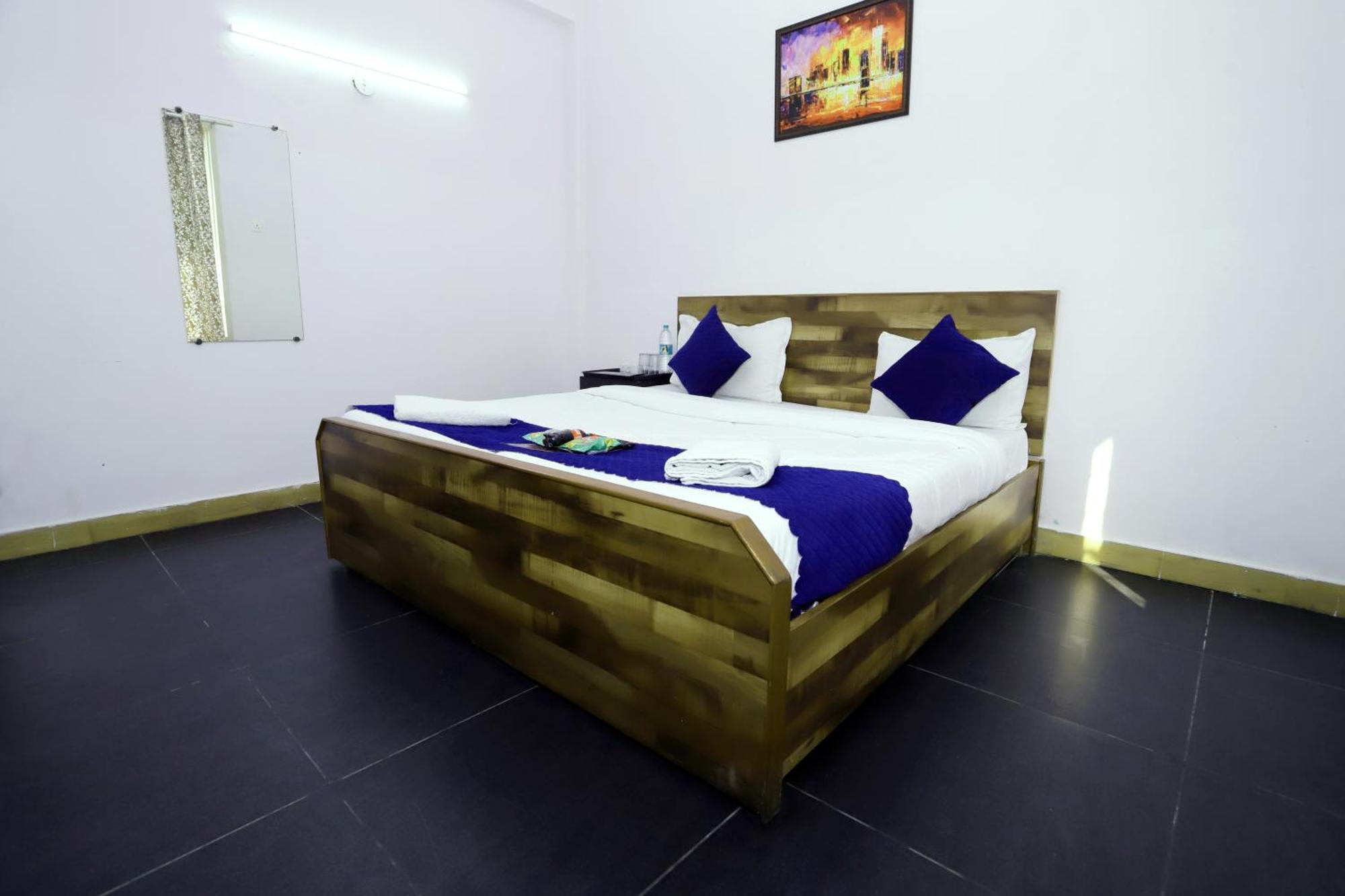 Hotel Warm Welcome - Noida Sector 51 Zewnętrze zdjęcie