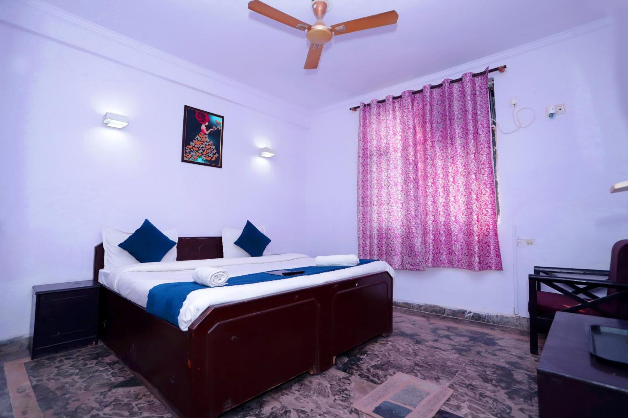 Hotel Warm Welcome - Noida Sector 51 Zewnętrze zdjęcie