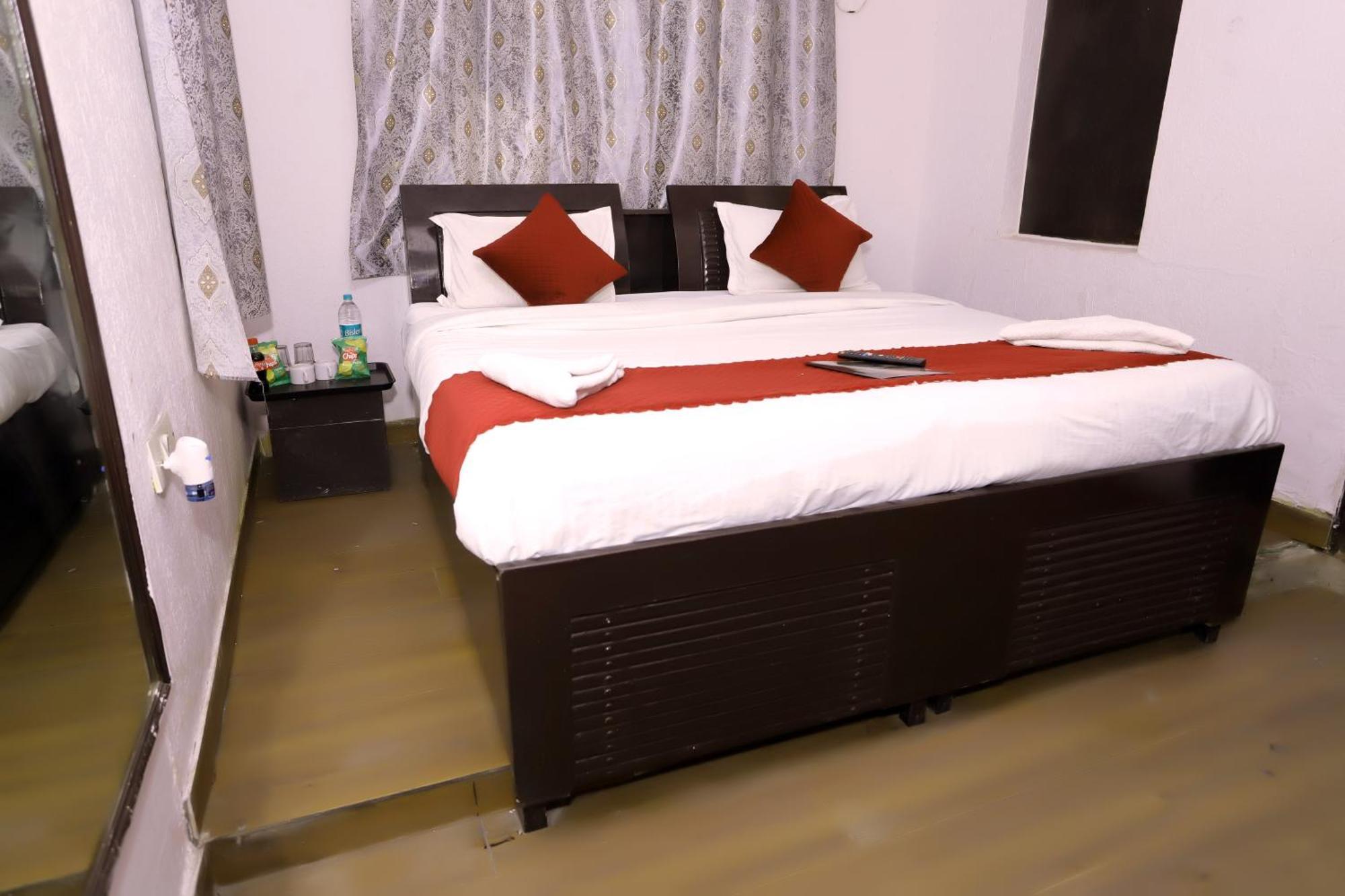 Hotel Warm Welcome - Noida Sector 51 Zewnętrze zdjęcie