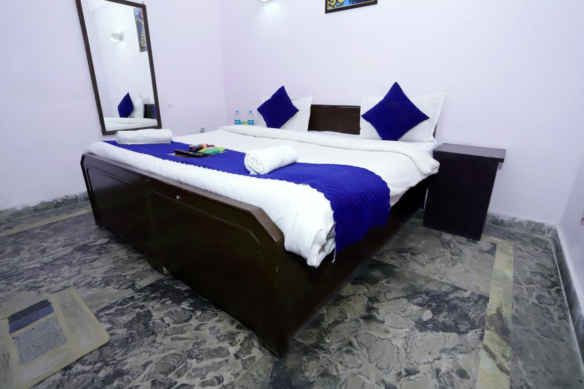 Hotel Warm Welcome - Noida Sector 51 Zewnętrze zdjęcie