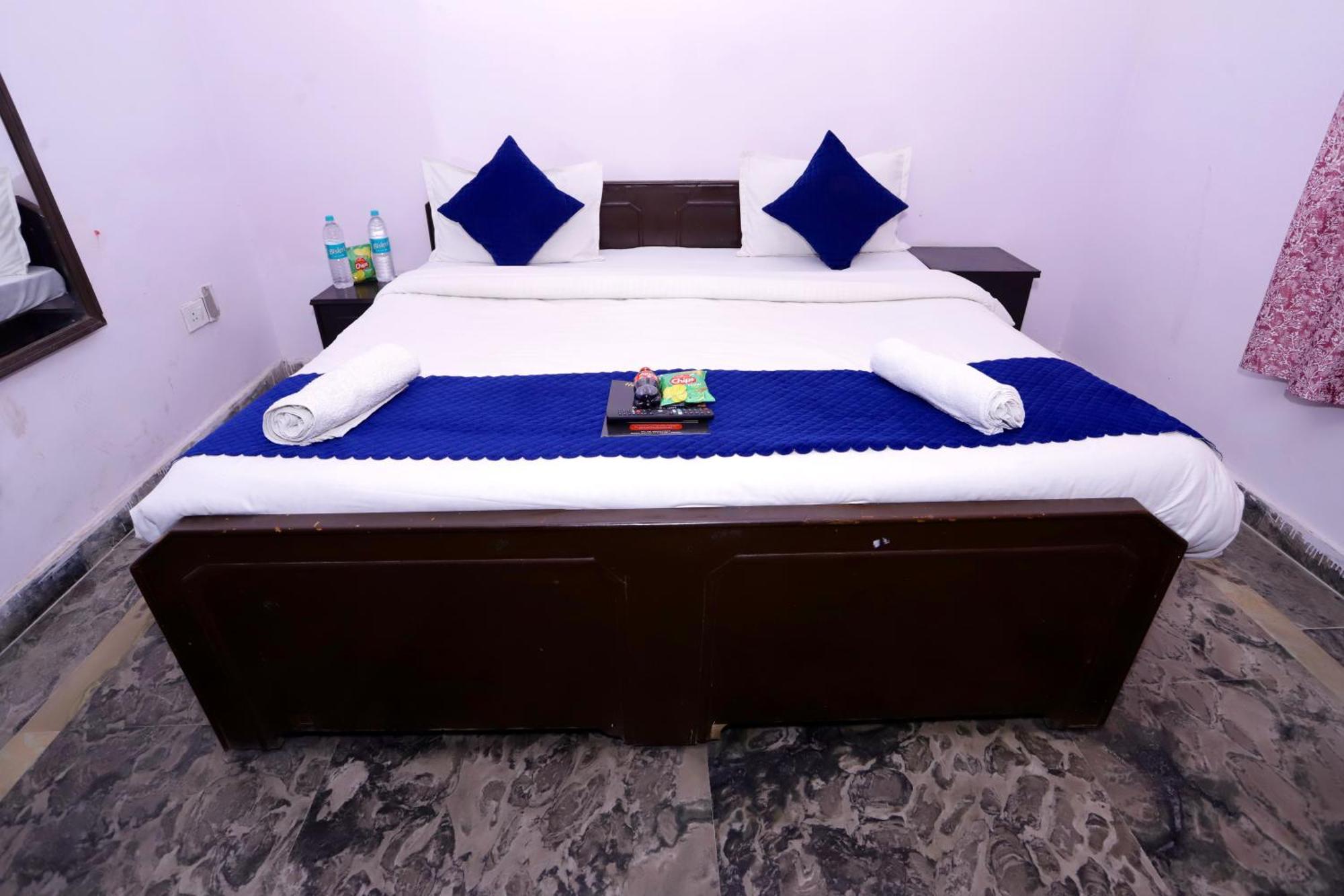 Hotel Warm Welcome - Noida Sector 51 Zewnętrze zdjęcie