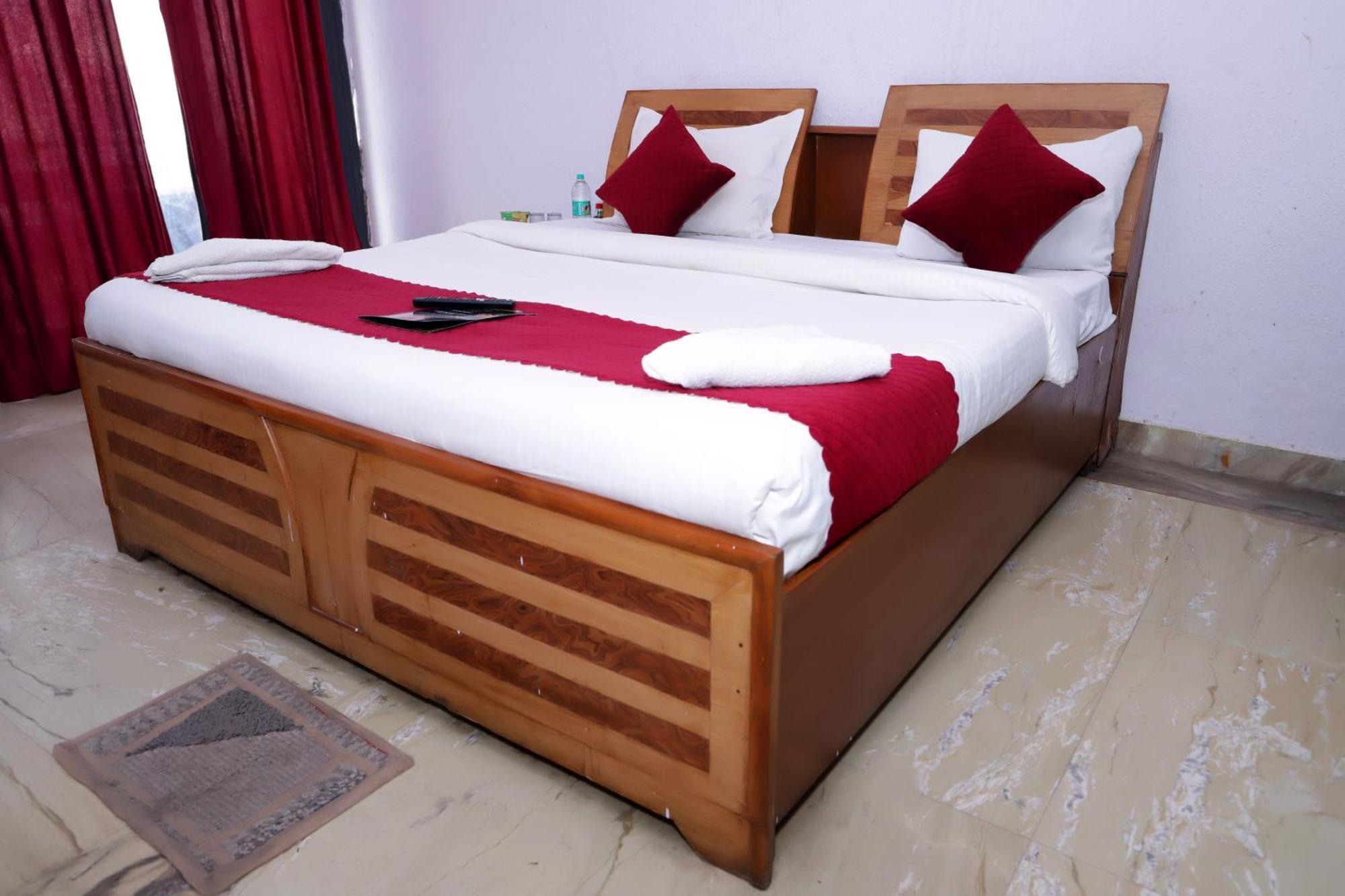 Hotel Warm Welcome - Noida Sector 51 Zewnętrze zdjęcie